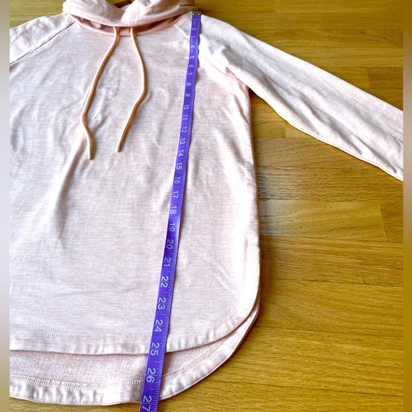 Eddie Bauer Pullover Size Medium in Excellent Condition - Picture 7 of 8